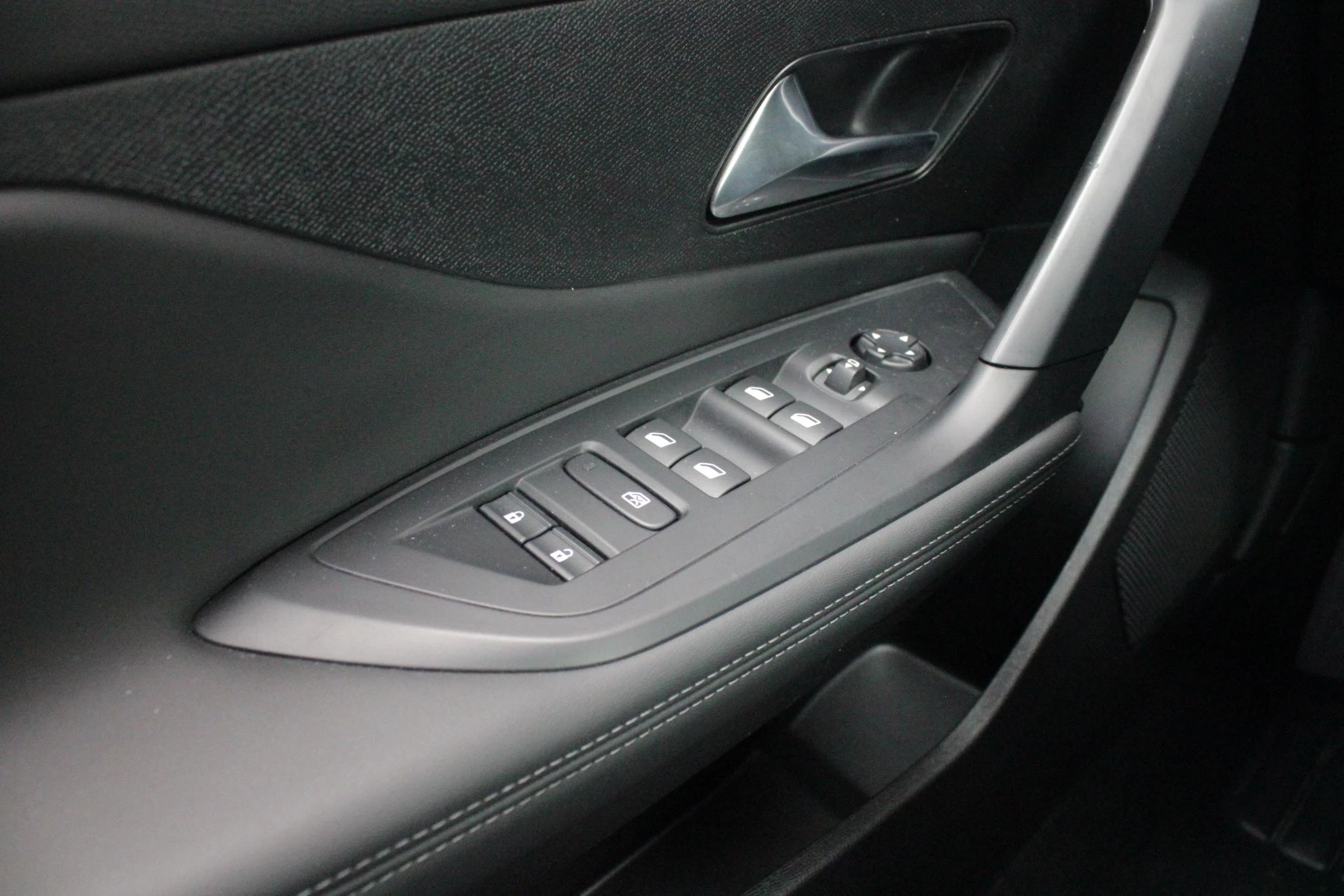 Hoofdafbeelding Peugeot 408