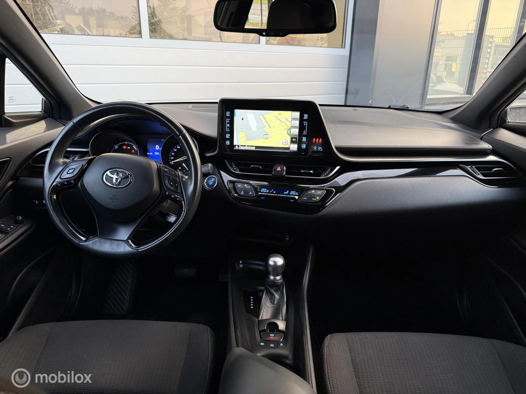 Hoofdafbeelding Toyota C-HR