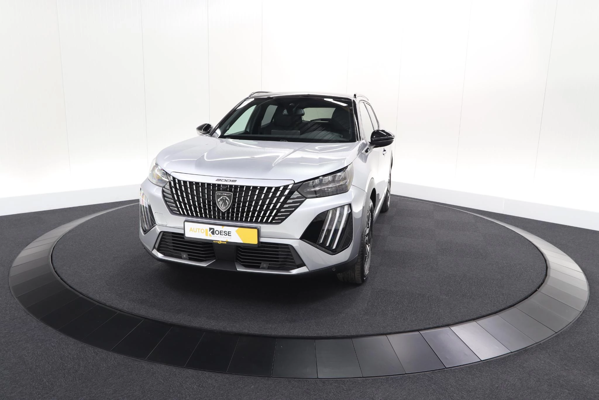 Hoofdafbeelding Peugeot e-2008