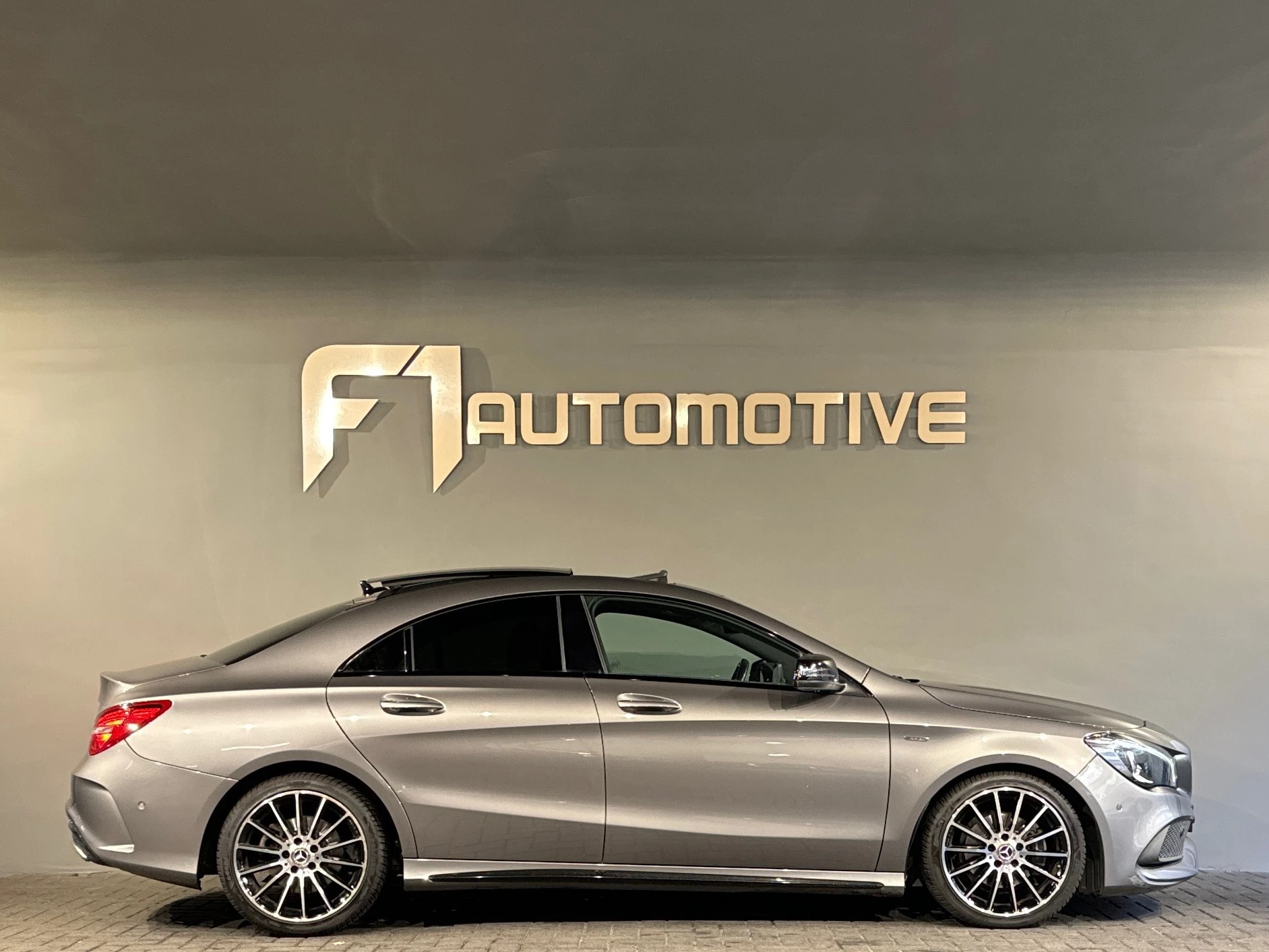 Hoofdafbeelding Mercedes-Benz CLA