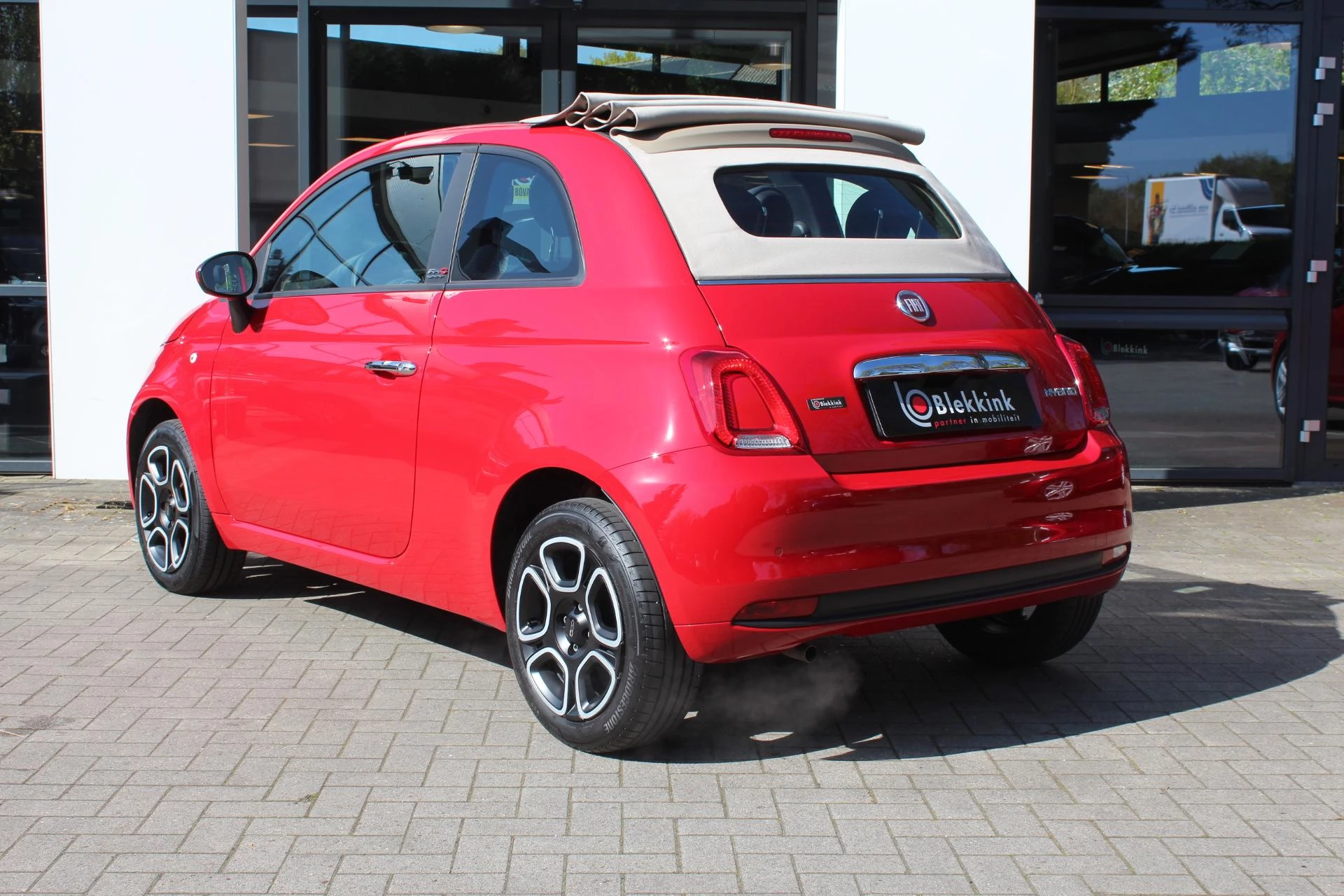 Hoofdafbeelding Fiat 500C