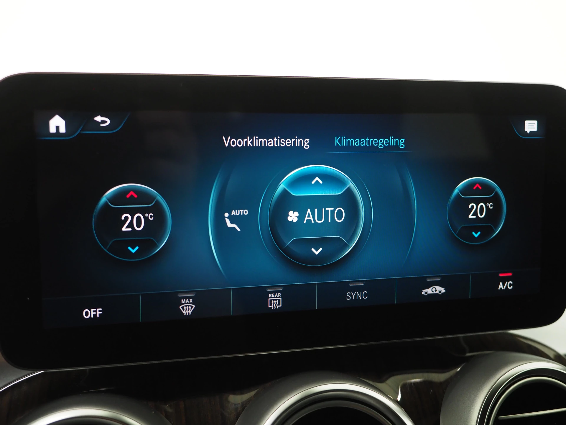 Hoofdafbeelding Mercedes-Benz GLC