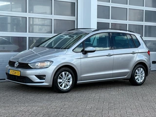 Volkswagen Golf Sportsvan 1.2 TSI 110PK Highline Aut. Navi Pdc ACC Stoelverw NW APK!