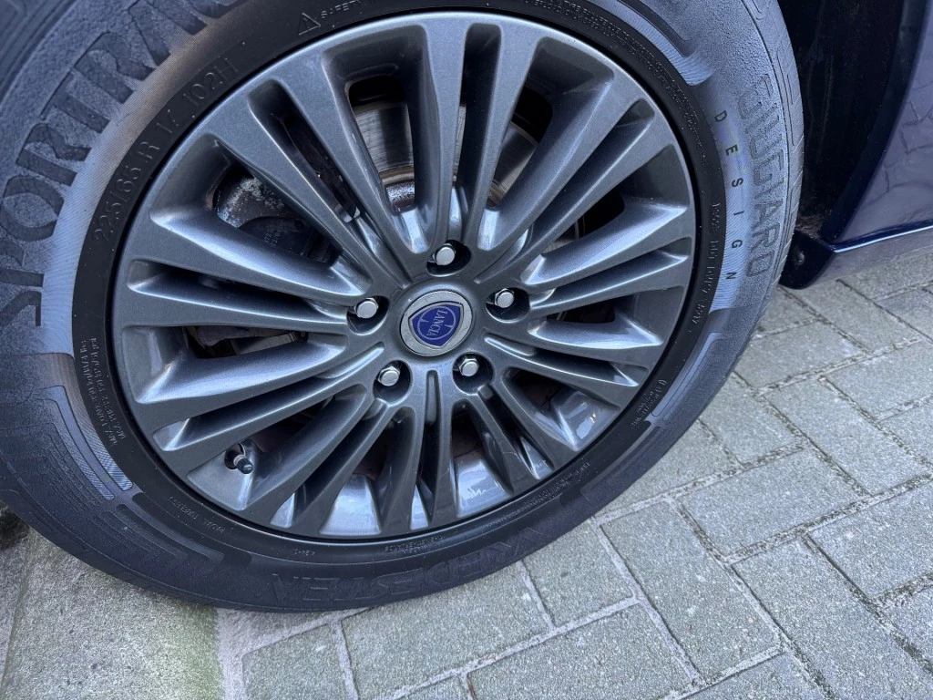 Hoofdafbeelding Lancia Voyager