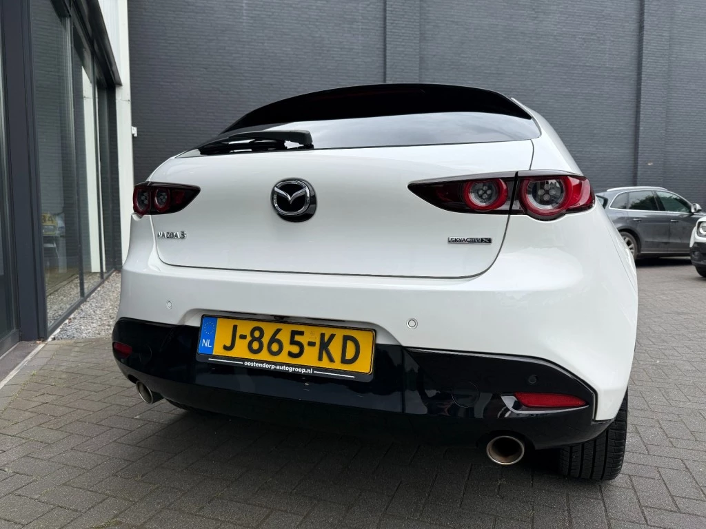 Hoofdafbeelding Mazda 3
