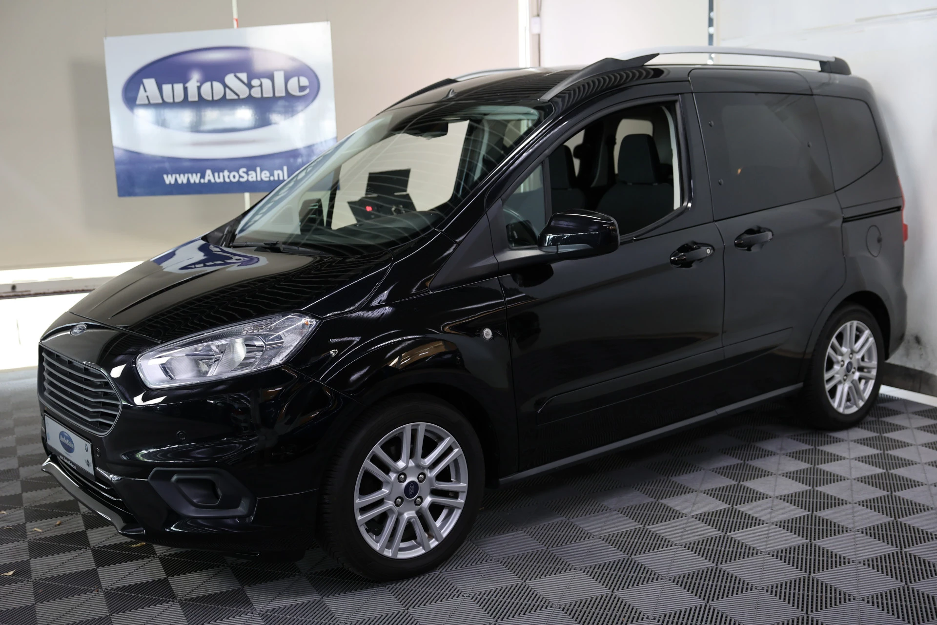 Hoofdafbeelding Ford Tourneo Courier