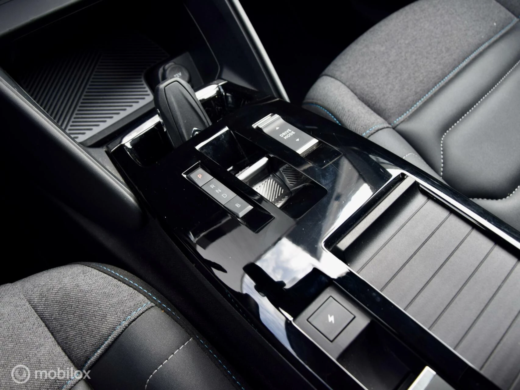 Hoofdafbeelding Citroën ë-C4