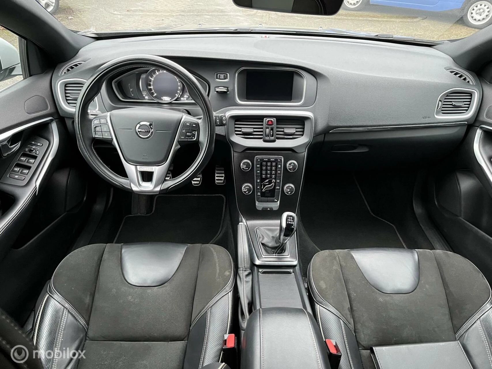 Hoofdafbeelding Volvo V40