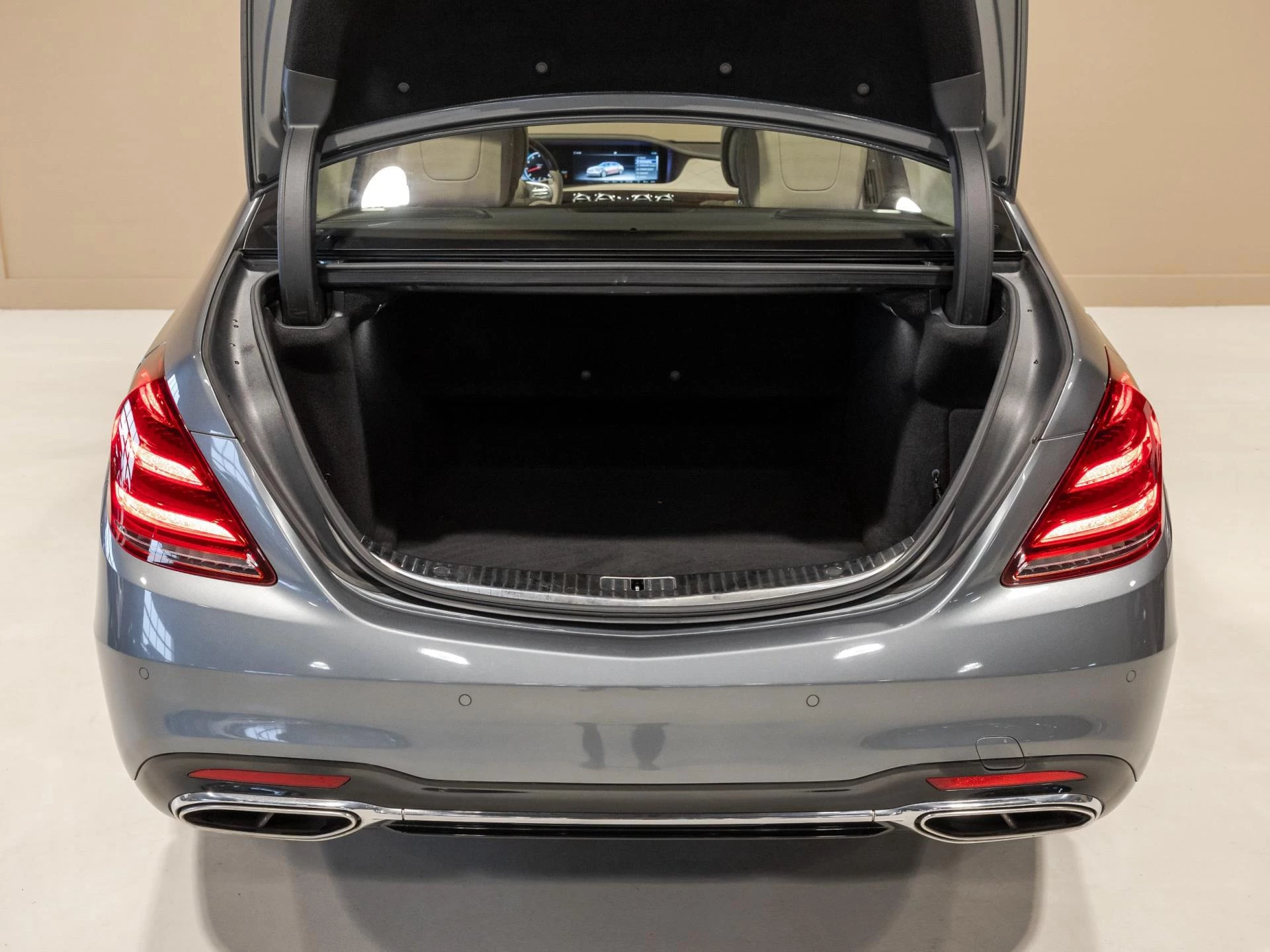 Hoofdafbeelding Mercedes-Benz S-Klasse