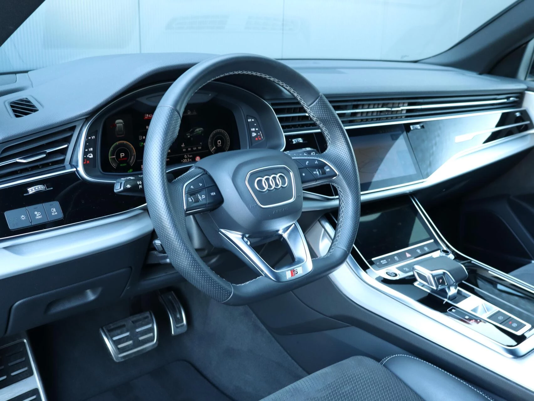 Hoofdafbeelding Audi Q8
