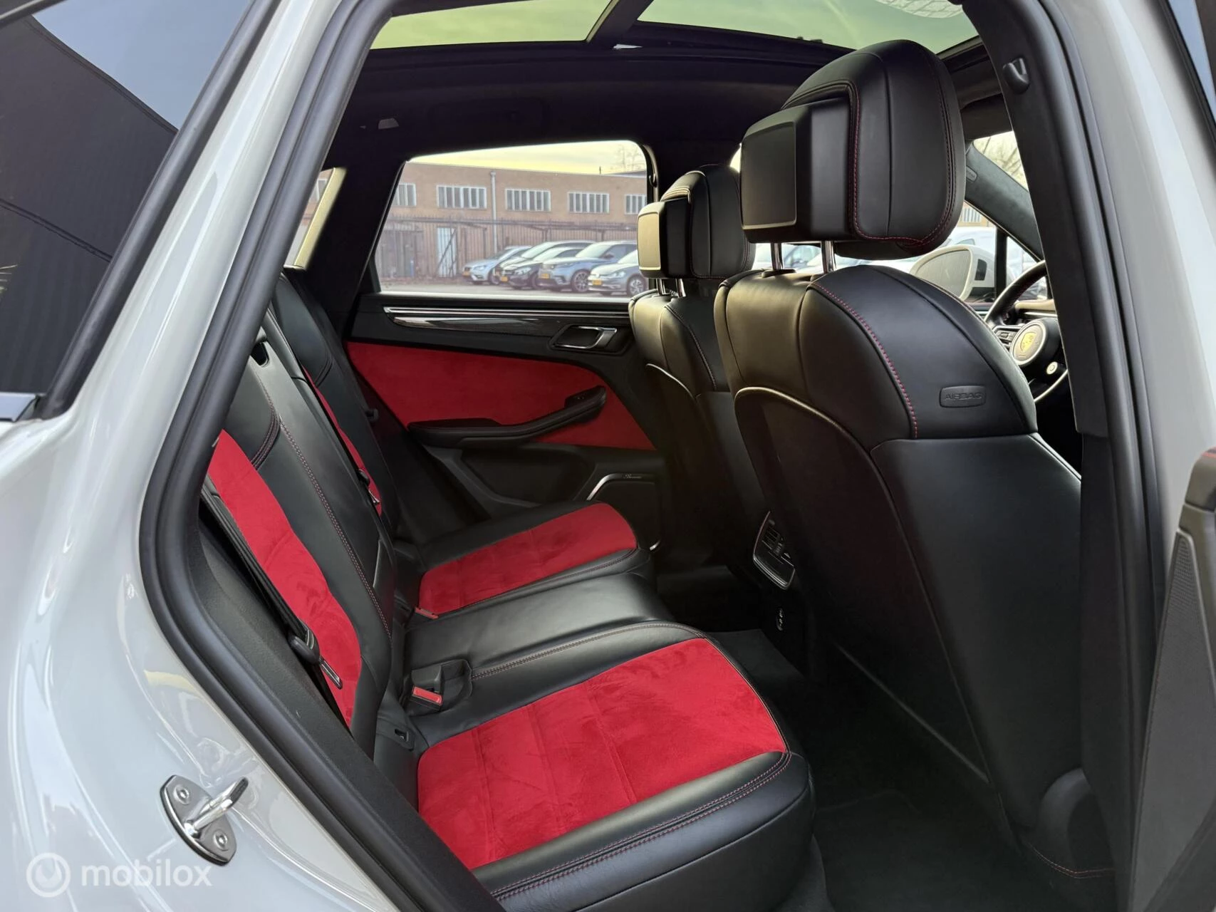 Hoofdafbeelding Porsche Macan