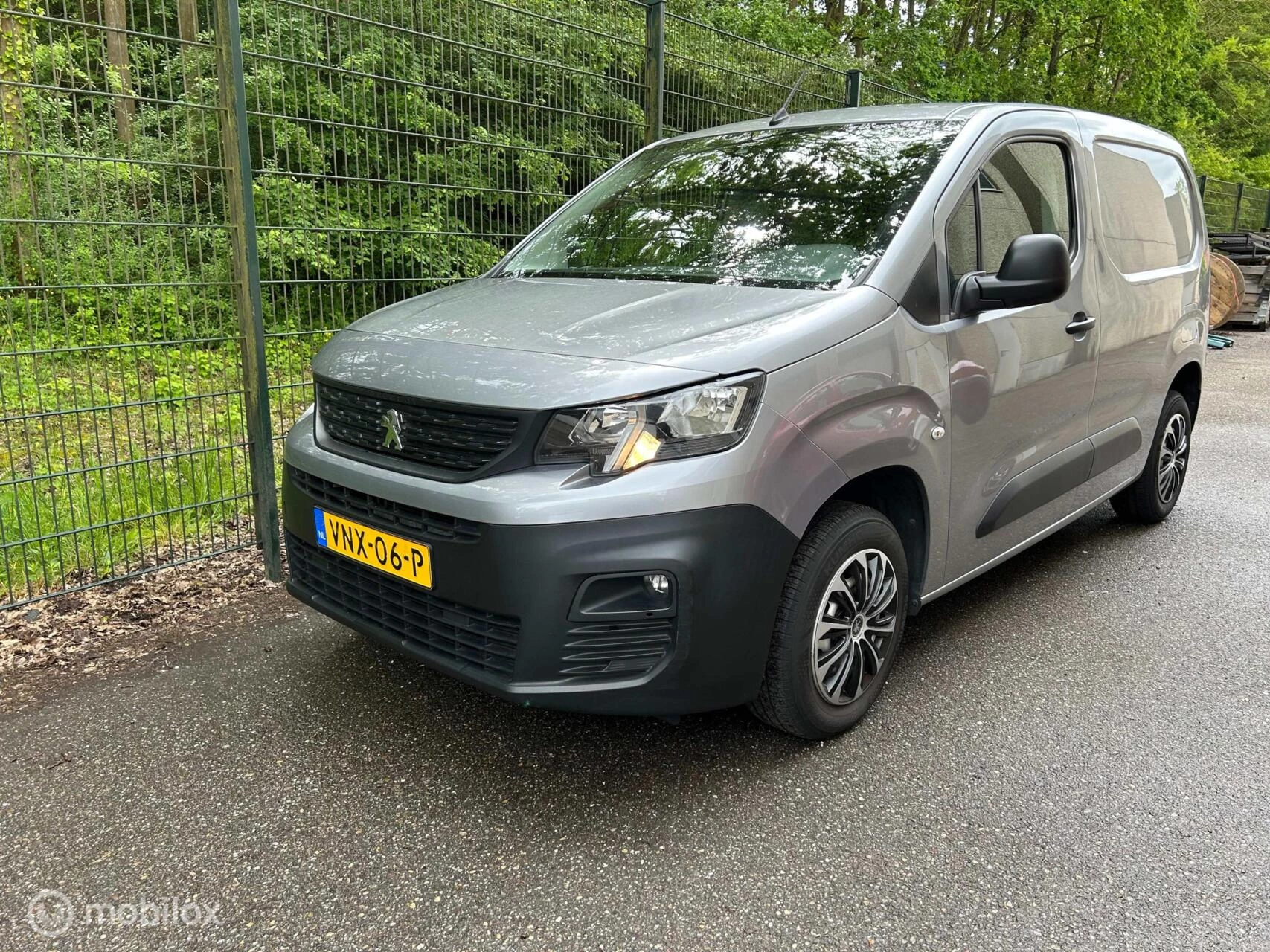 Hoofdafbeelding Peugeot Partner