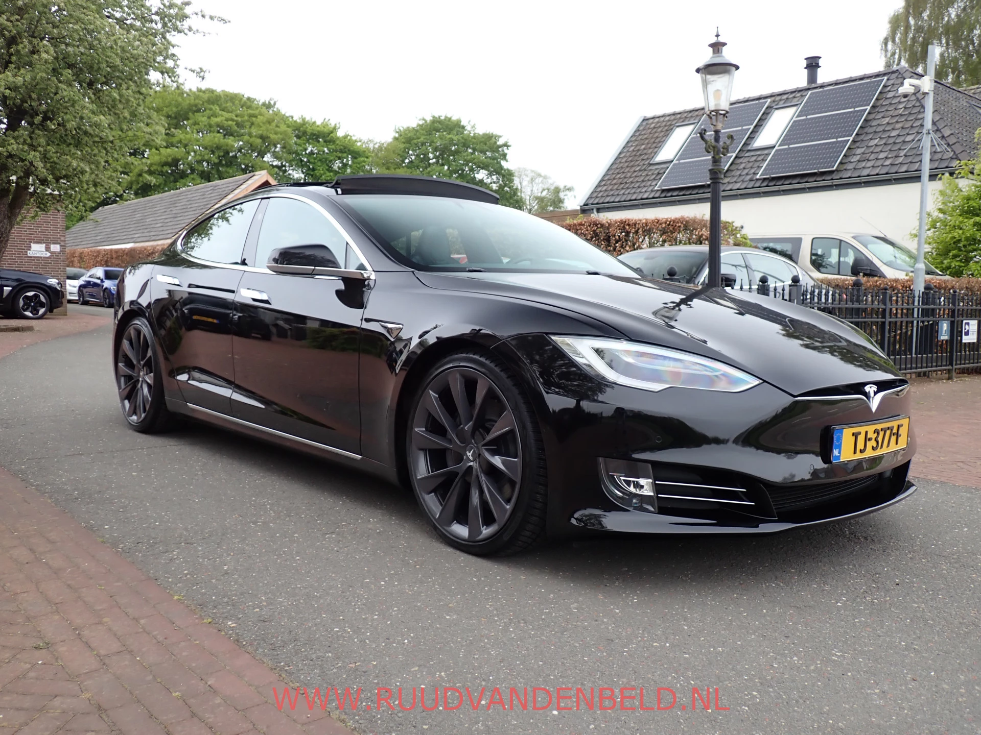 Hoofdafbeelding Tesla Model S