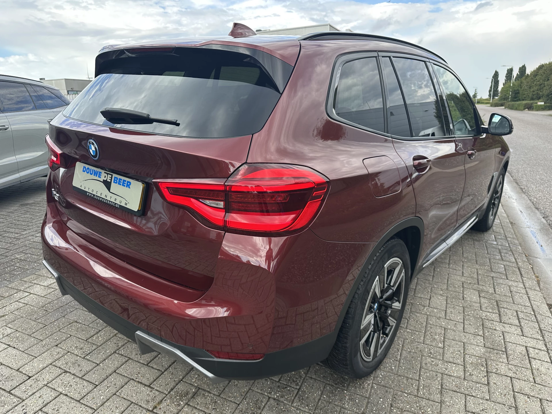 Hoofdafbeelding BMW iX3