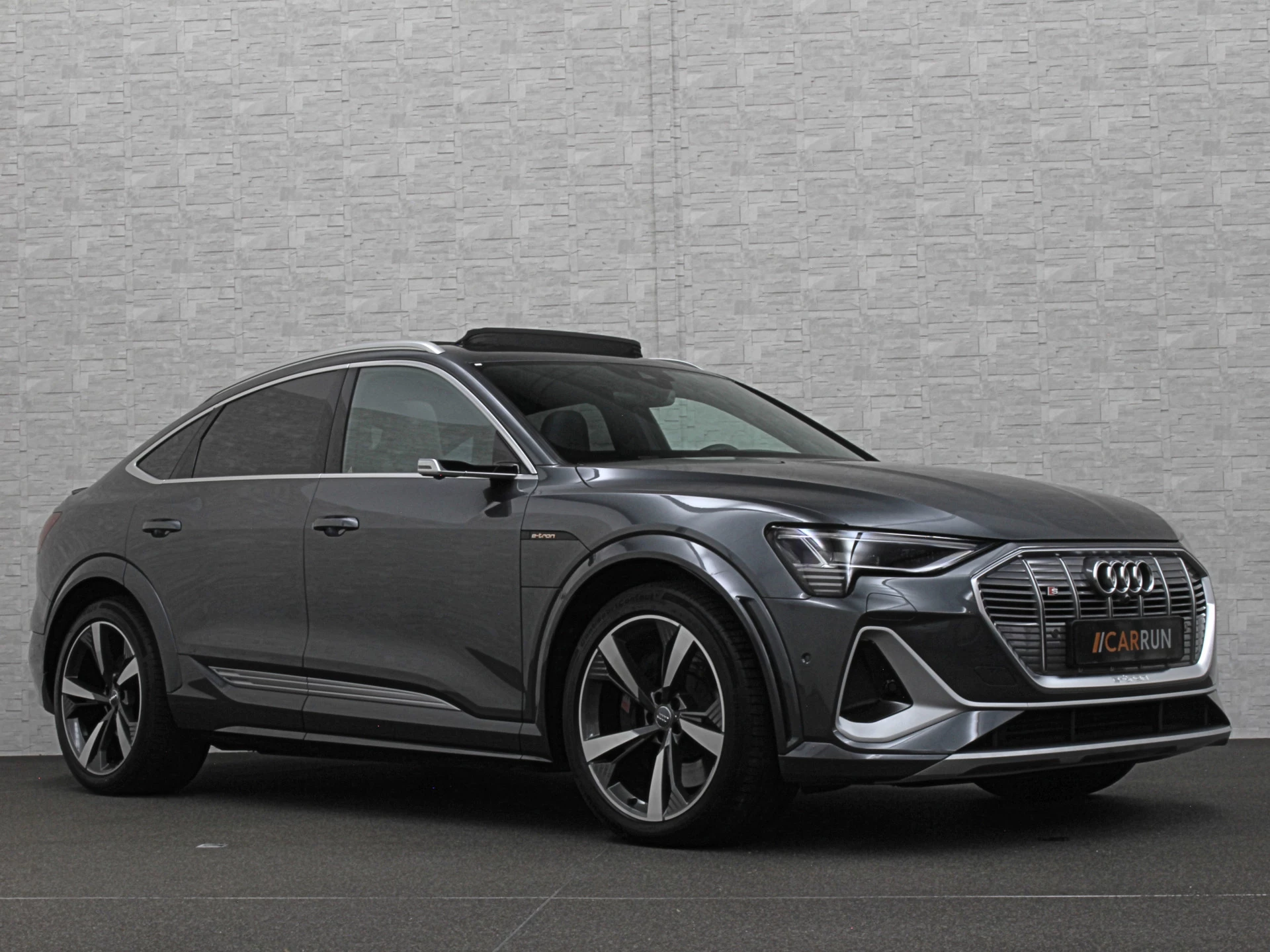 Hoofdafbeelding Audi e-tron