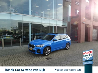 BMW X1 xDrive20i High Executive aut M-pakket / Panoramadak