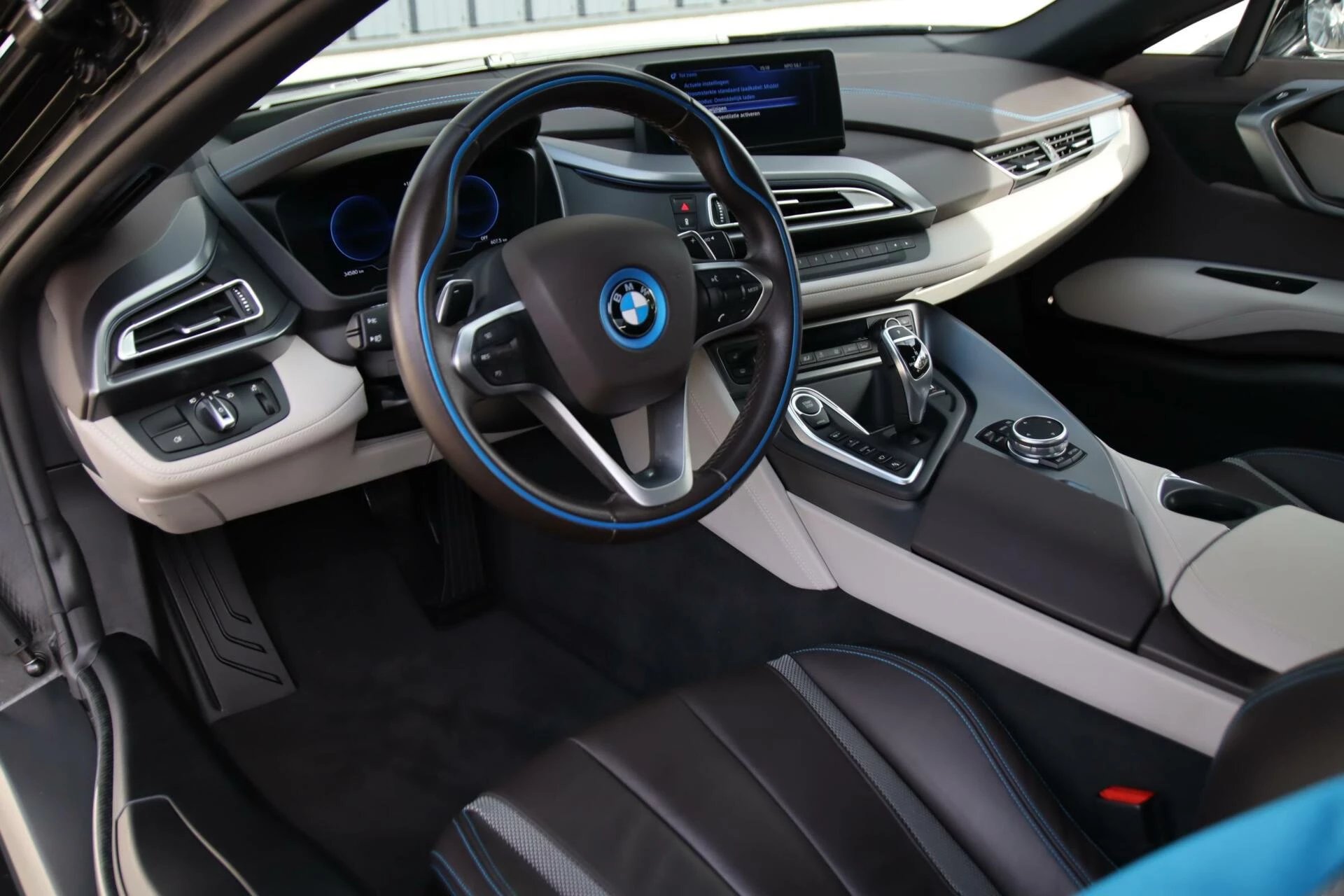 Hoofdafbeelding BMW i8