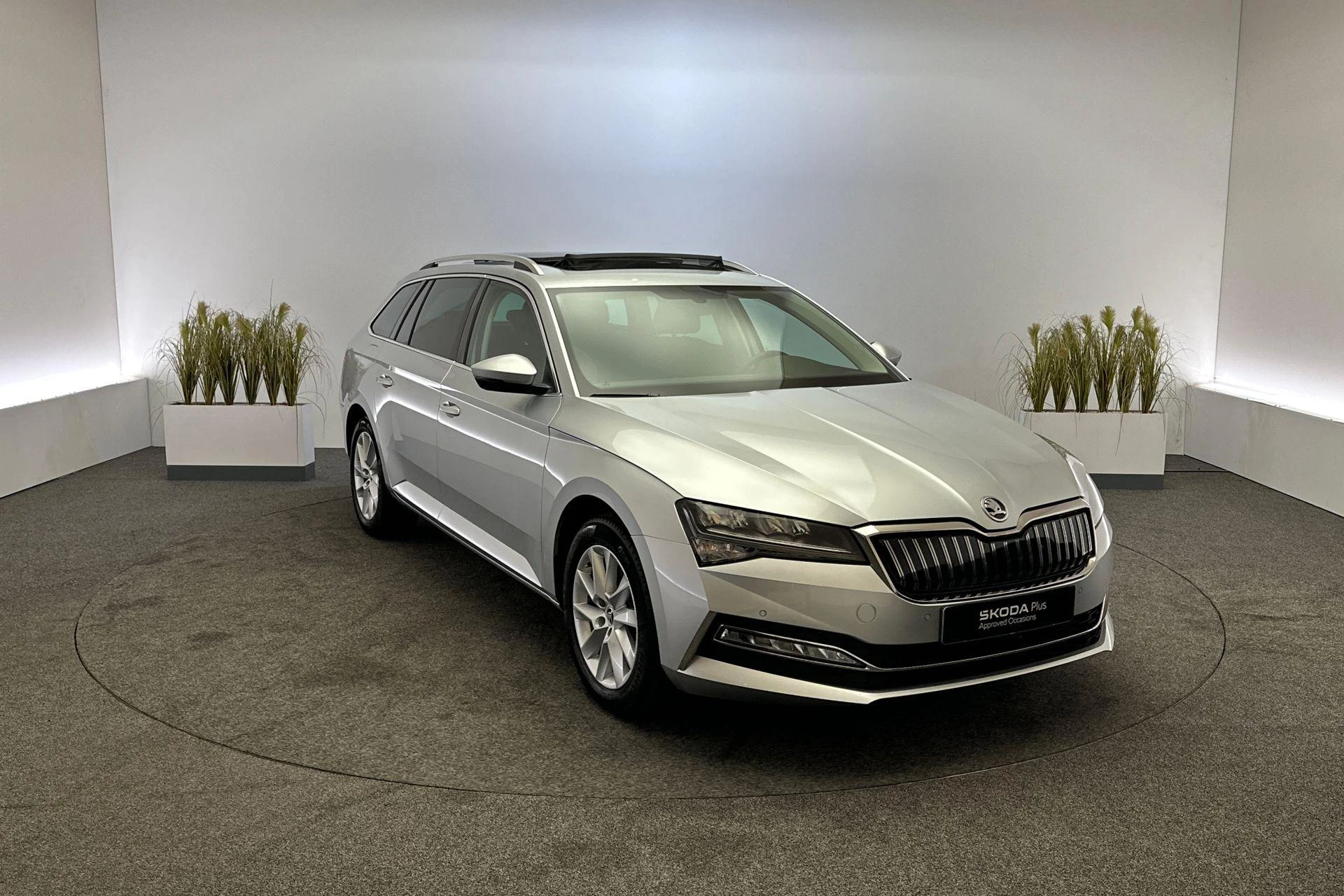 Hoofdafbeelding Škoda Superb