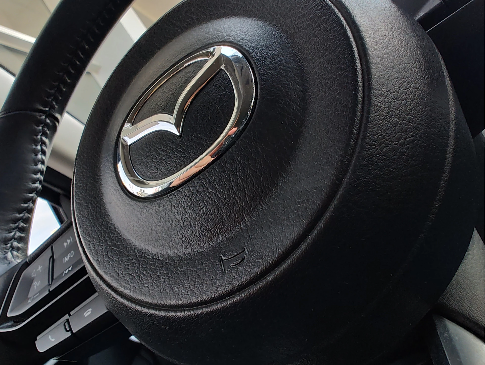 Hoofdafbeelding Mazda 2