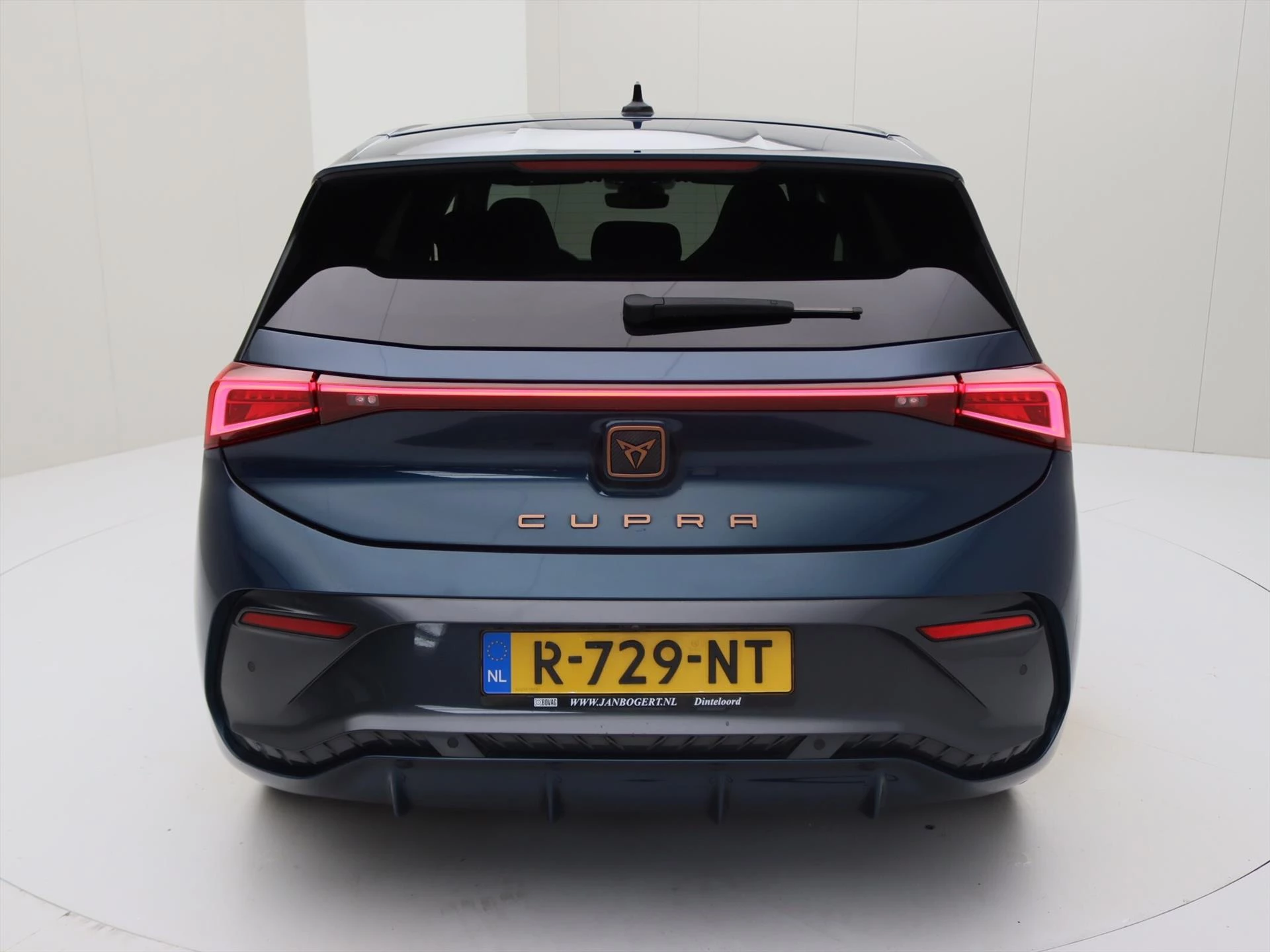 Hoofdafbeelding CUPRA Born