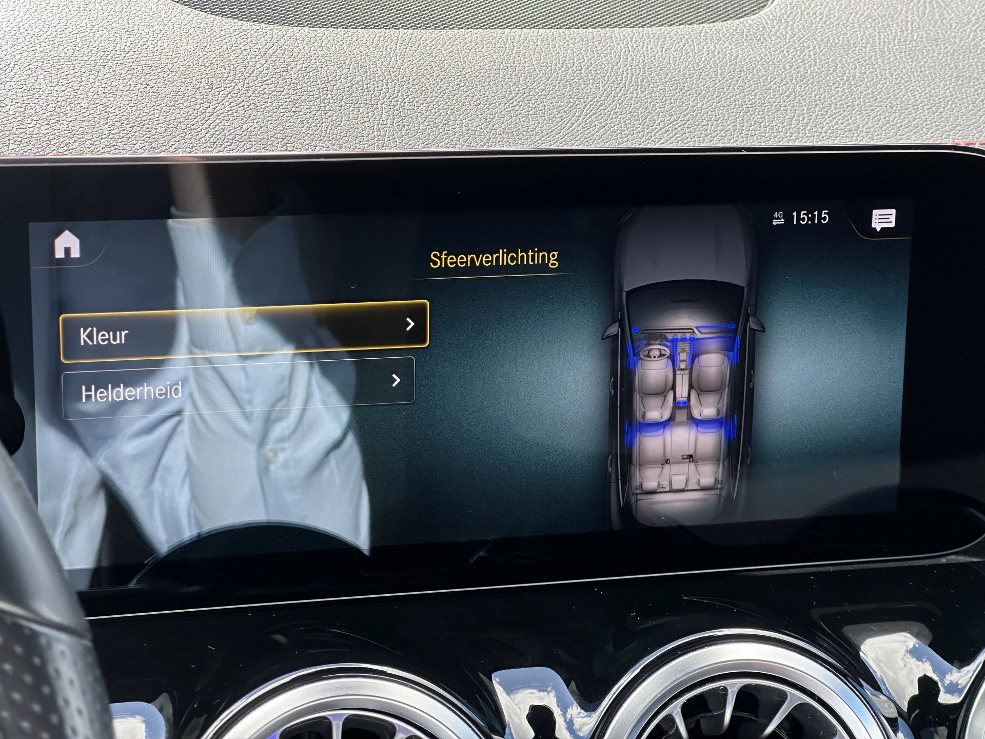 Hoofdafbeelding Mercedes-Benz EQA