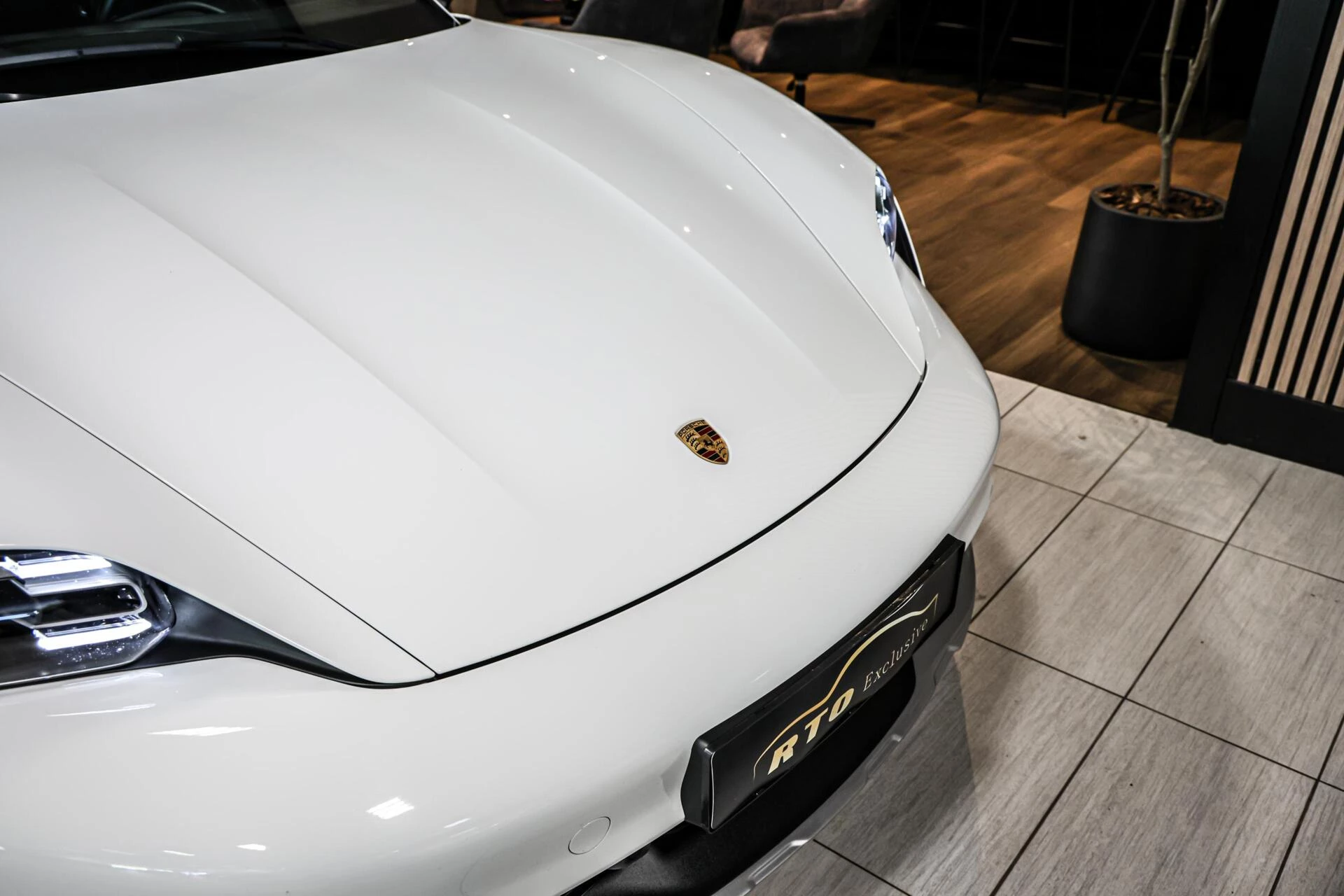 Hoofdafbeelding Porsche Taycan