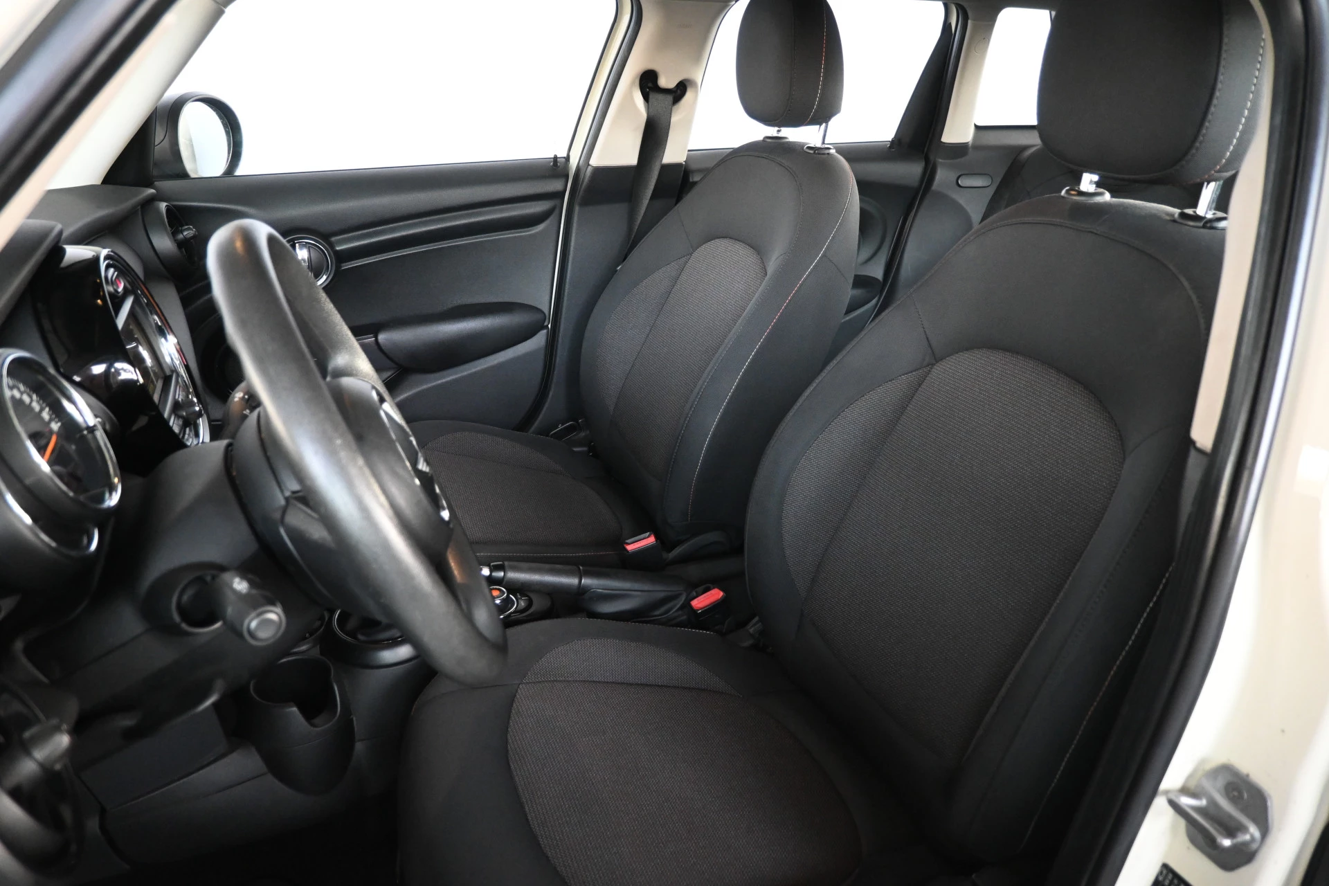 Hoofdafbeelding MINI One