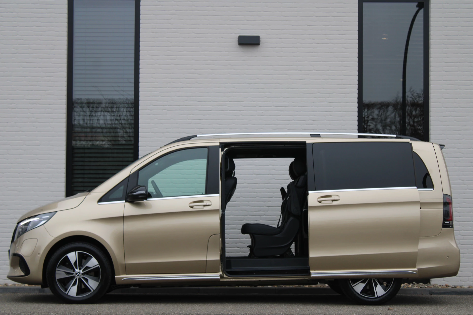 Hoofdafbeelding Mercedes-Benz EQV