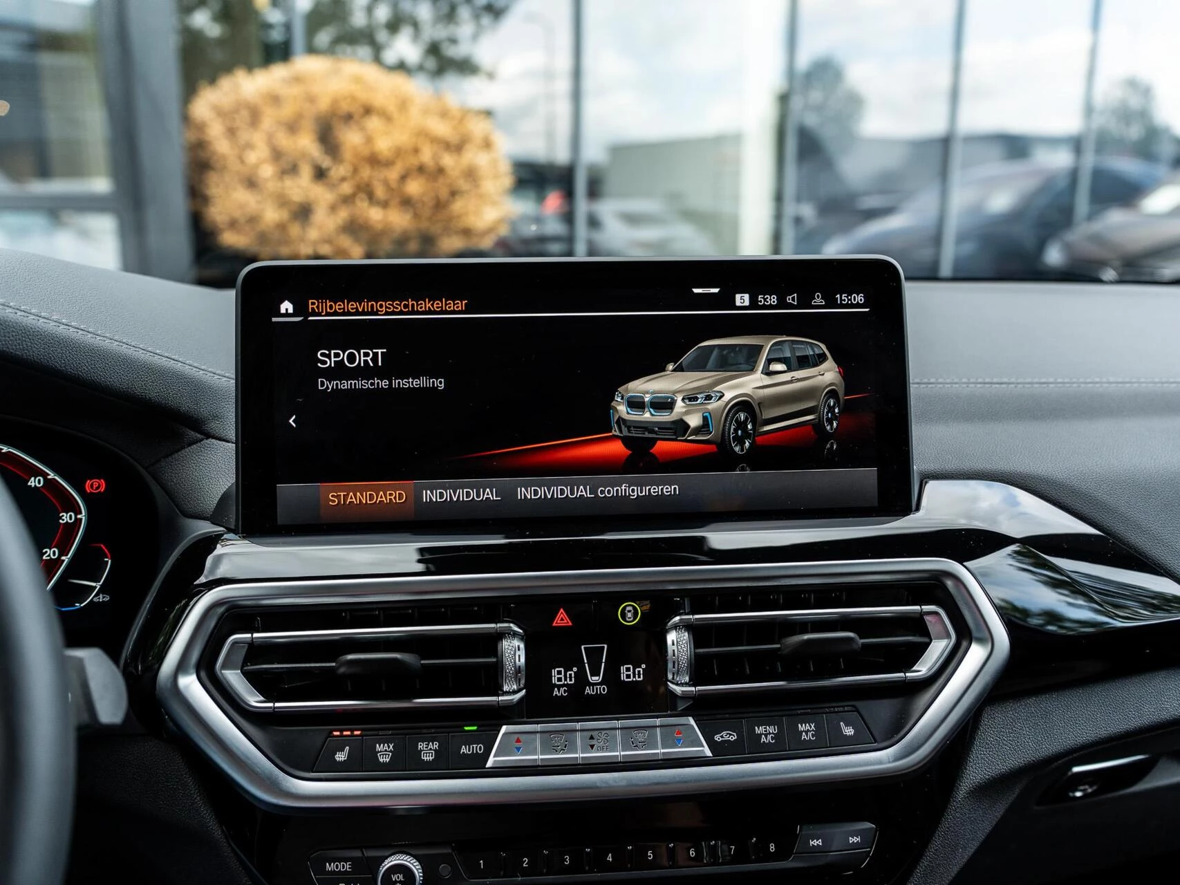 Hoofdafbeelding BMW iX3