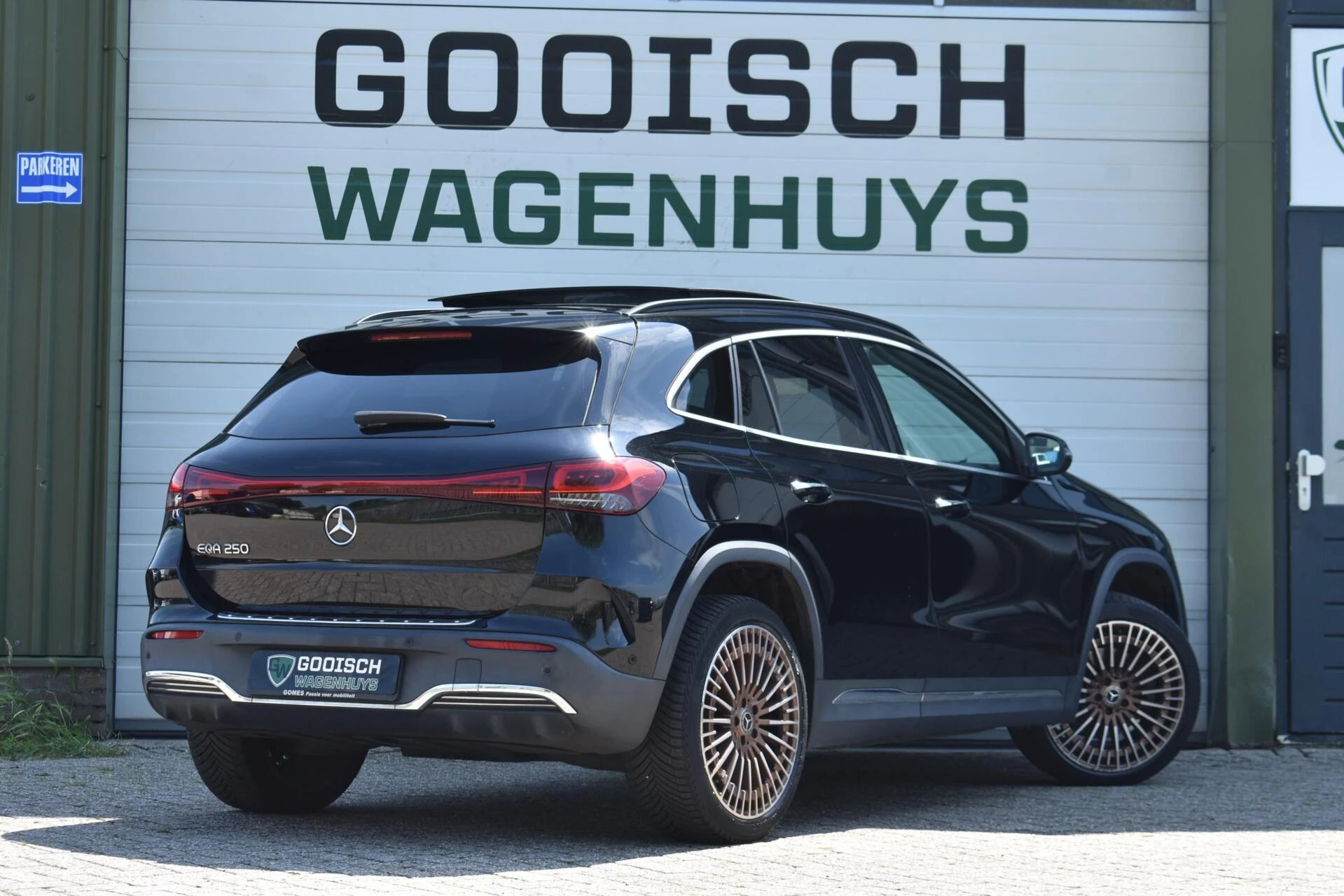 Hoofdafbeelding Mercedes-Benz EQA