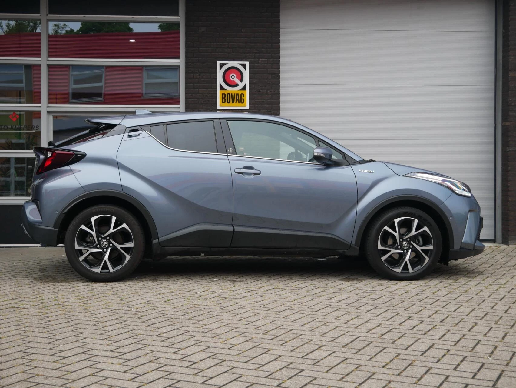 Hoofdafbeelding Toyota C-HR