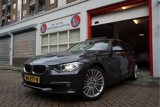 BMW 3 Serie Touring 328i Upgrade Edition Luxury Line Aut8 NL Auto Bomvol