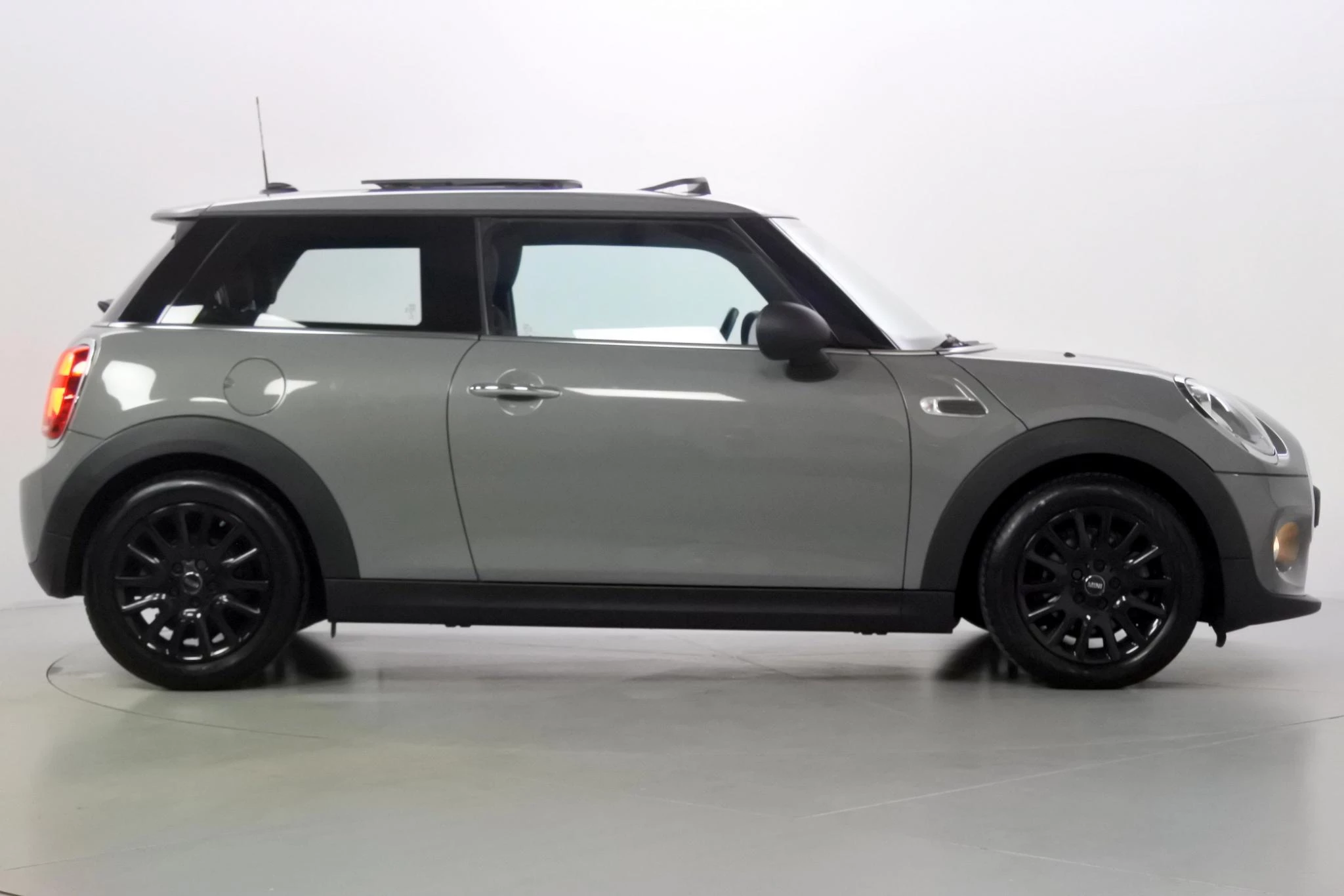 Hoofdafbeelding MINI One