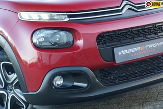 Citroen C3 1.2 PureTech 110pk Shine Automaat - Rouge Rubi/Noir Onyx - Carplay/PDC/LaneAssist