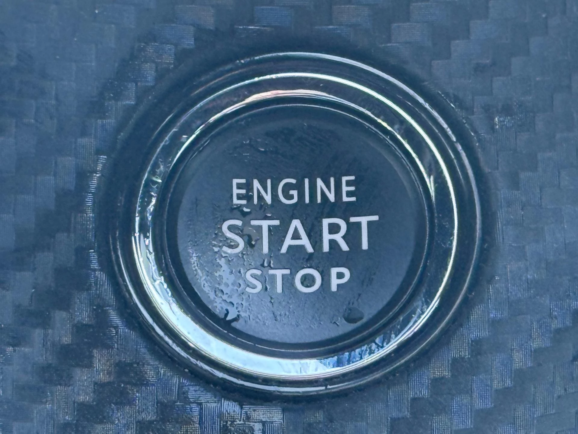 Hoofdafbeelding Peugeot e-2008