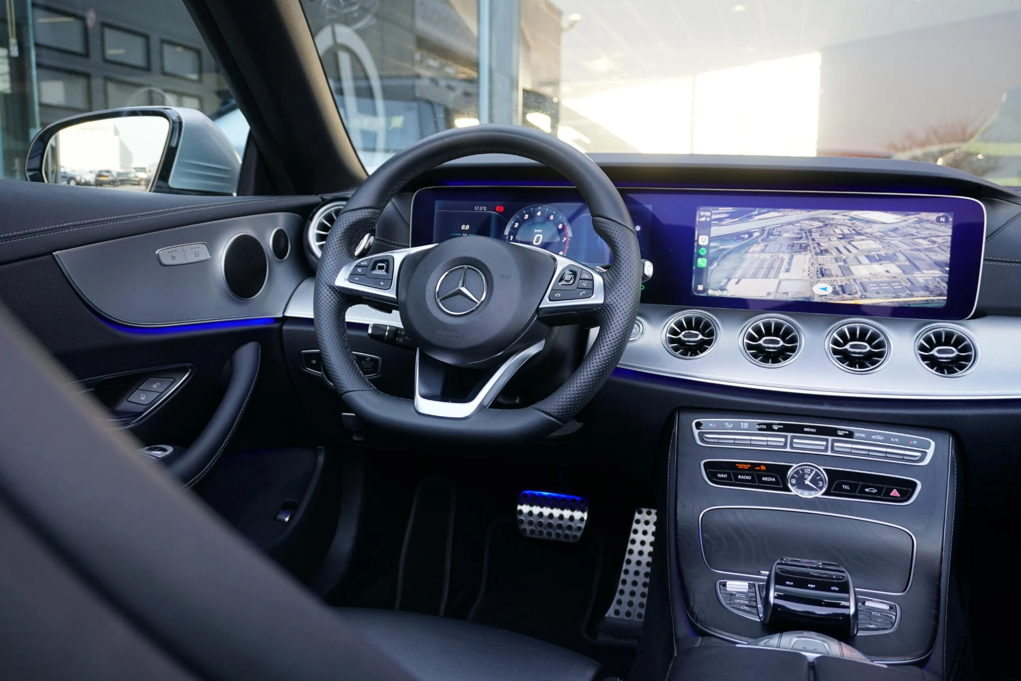 Hoofdafbeelding Mercedes-Benz E-Klasse