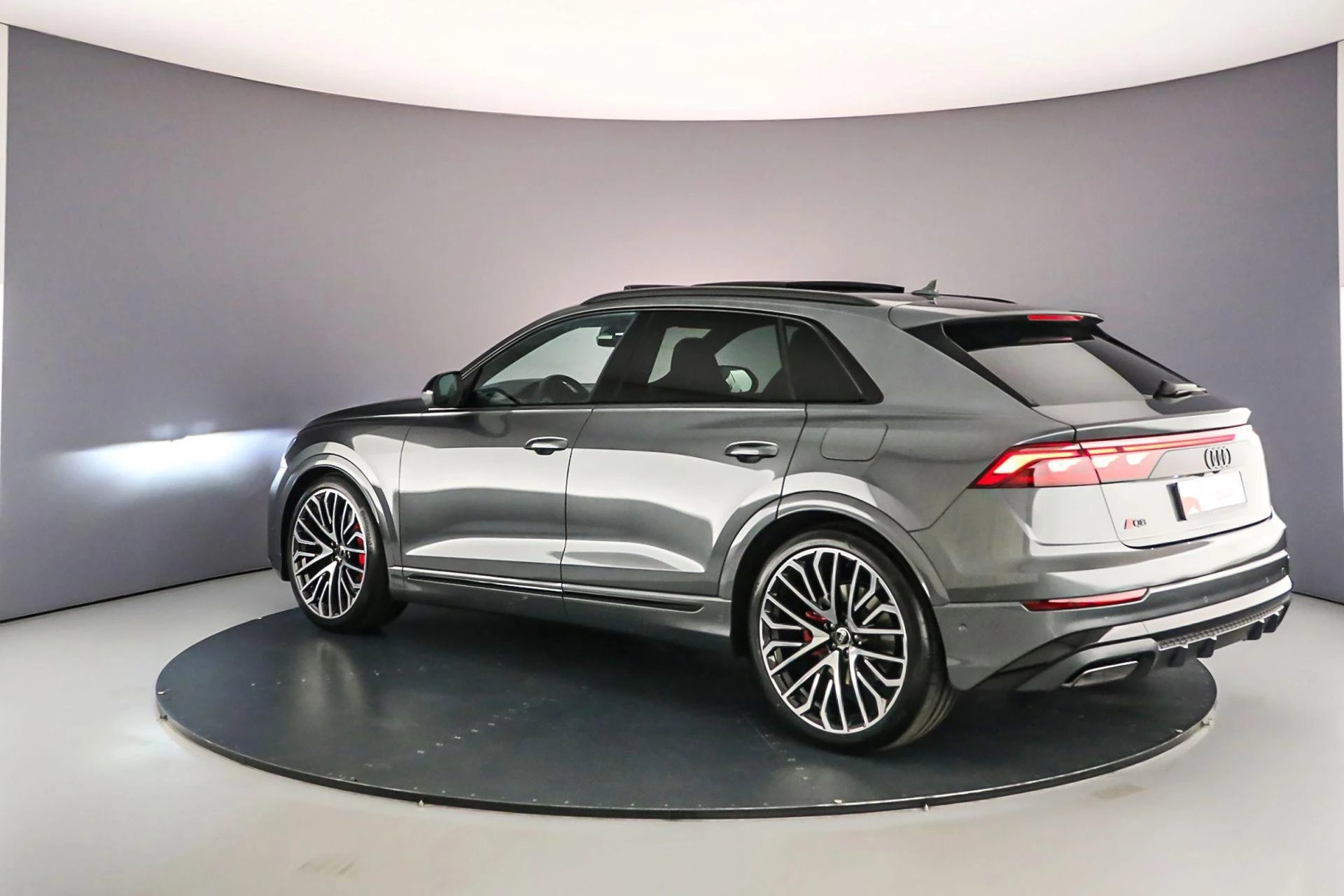 Hoofdafbeelding Audi Q8