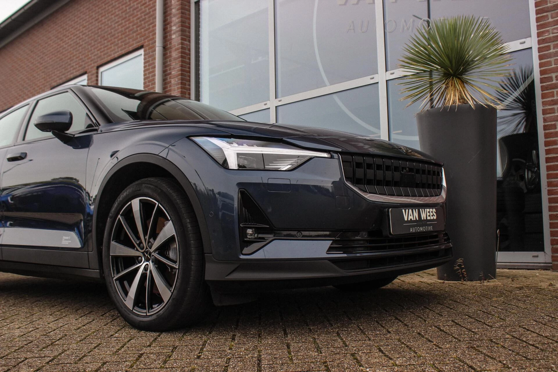 Hoofdafbeelding Polestar 2