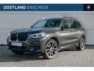 BMW X3 xDrive30e High Executive M Sport Automaat / Panoramadak / Trekhaak / Sportstoelen / Comfort Access / Stuurverwarming / Adaptieve LED / Parking Assistant Plus / Head-Up / Harman Kardon