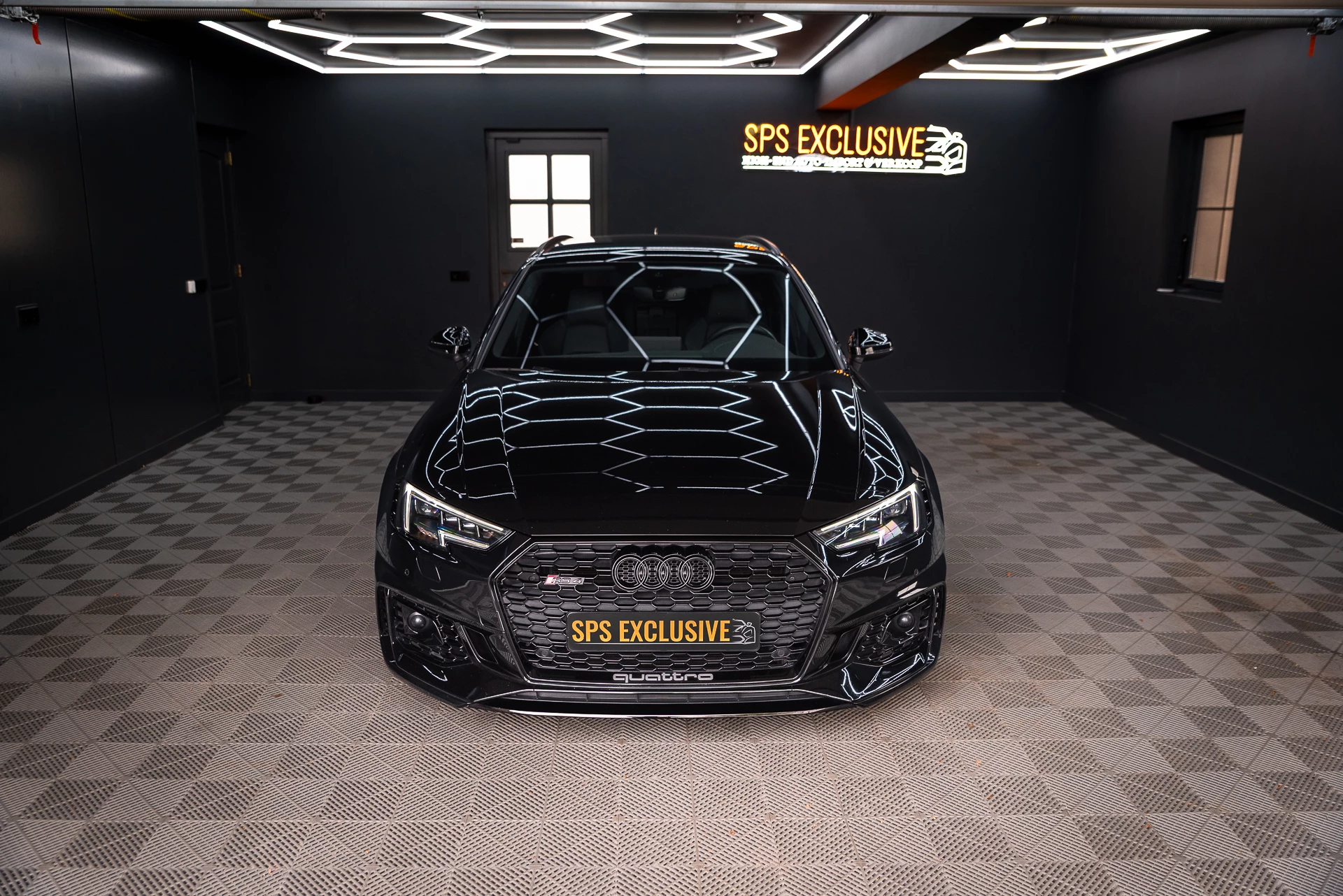 Hoofdafbeelding Audi RS4