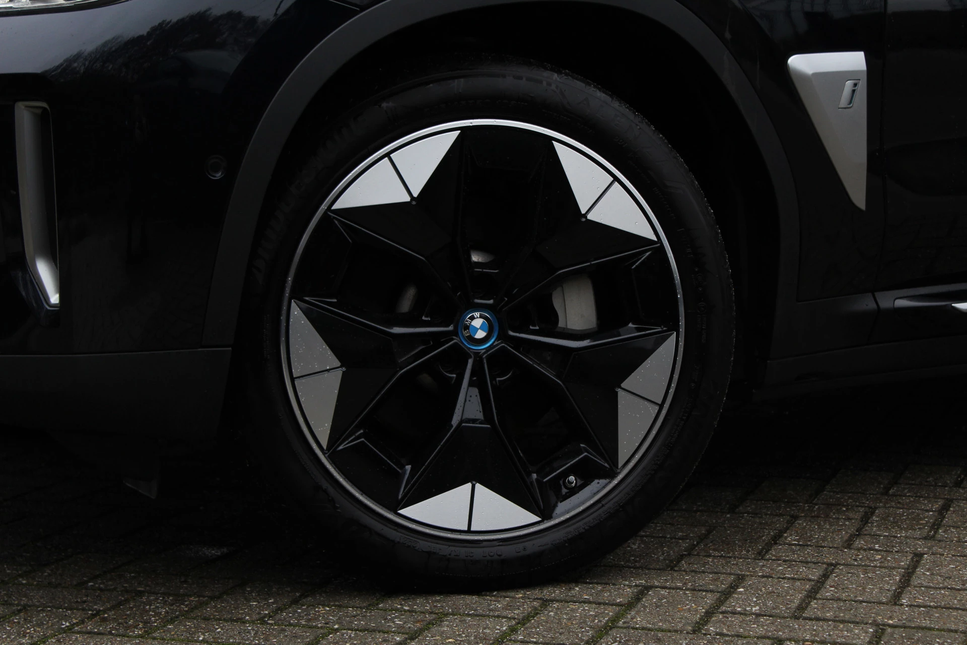 Hoofdafbeelding BMW iX3