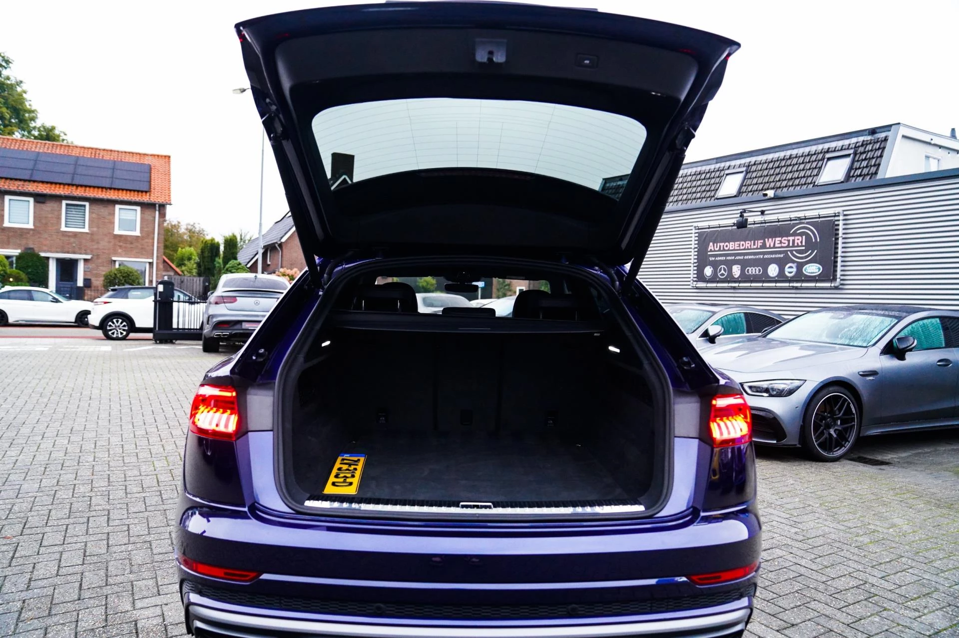 Hoofdafbeelding Audi Q8