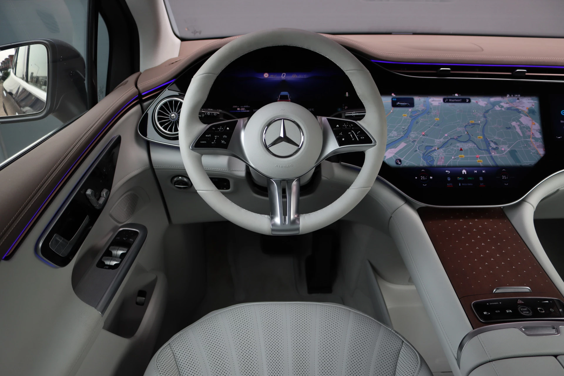 Hoofdafbeelding Mercedes-Benz EQE