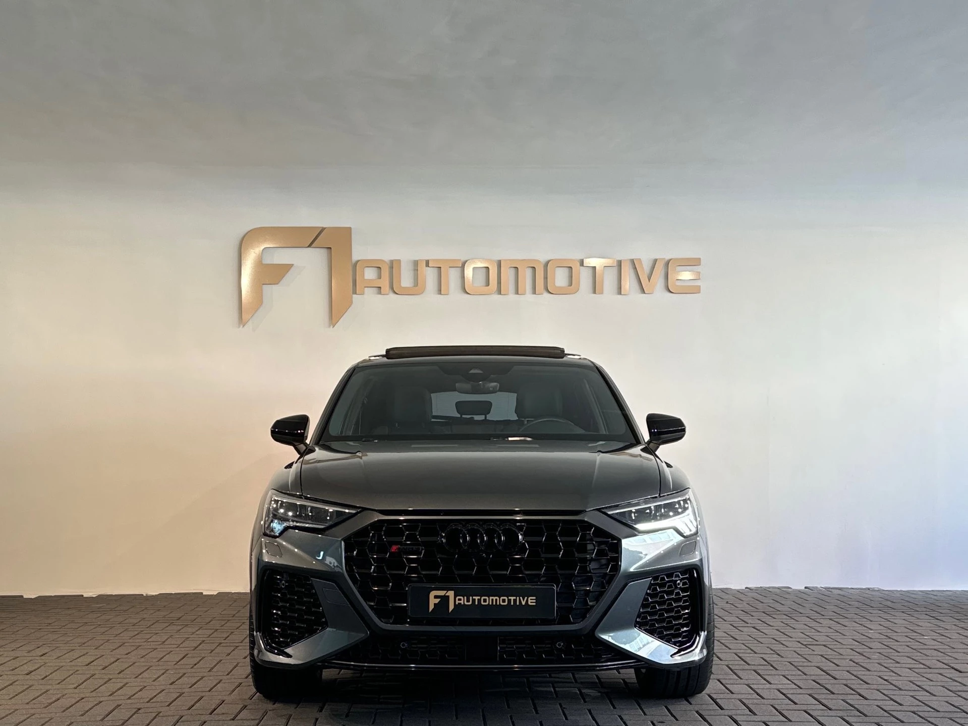 Hoofdafbeelding Audi RSQ3