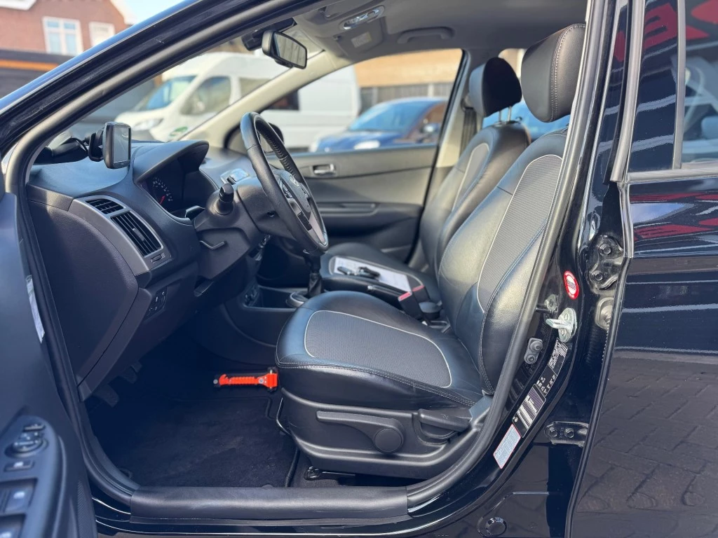 Hoofdafbeelding Hyundai i20