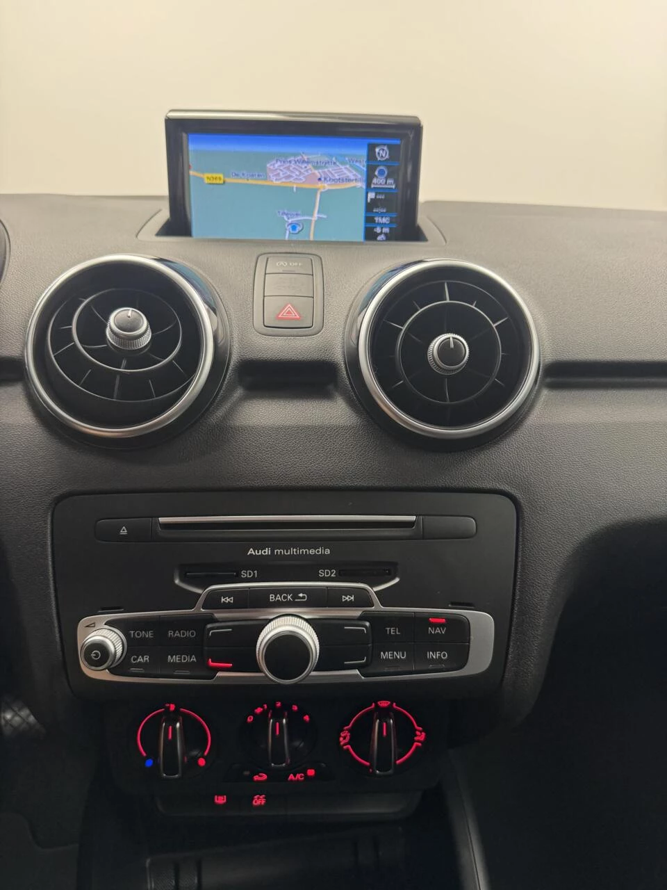 Hoofdafbeelding Audi 1.0 TFSi S-Line Airco-Navigatie-Cr.contr-Lm17''velgen