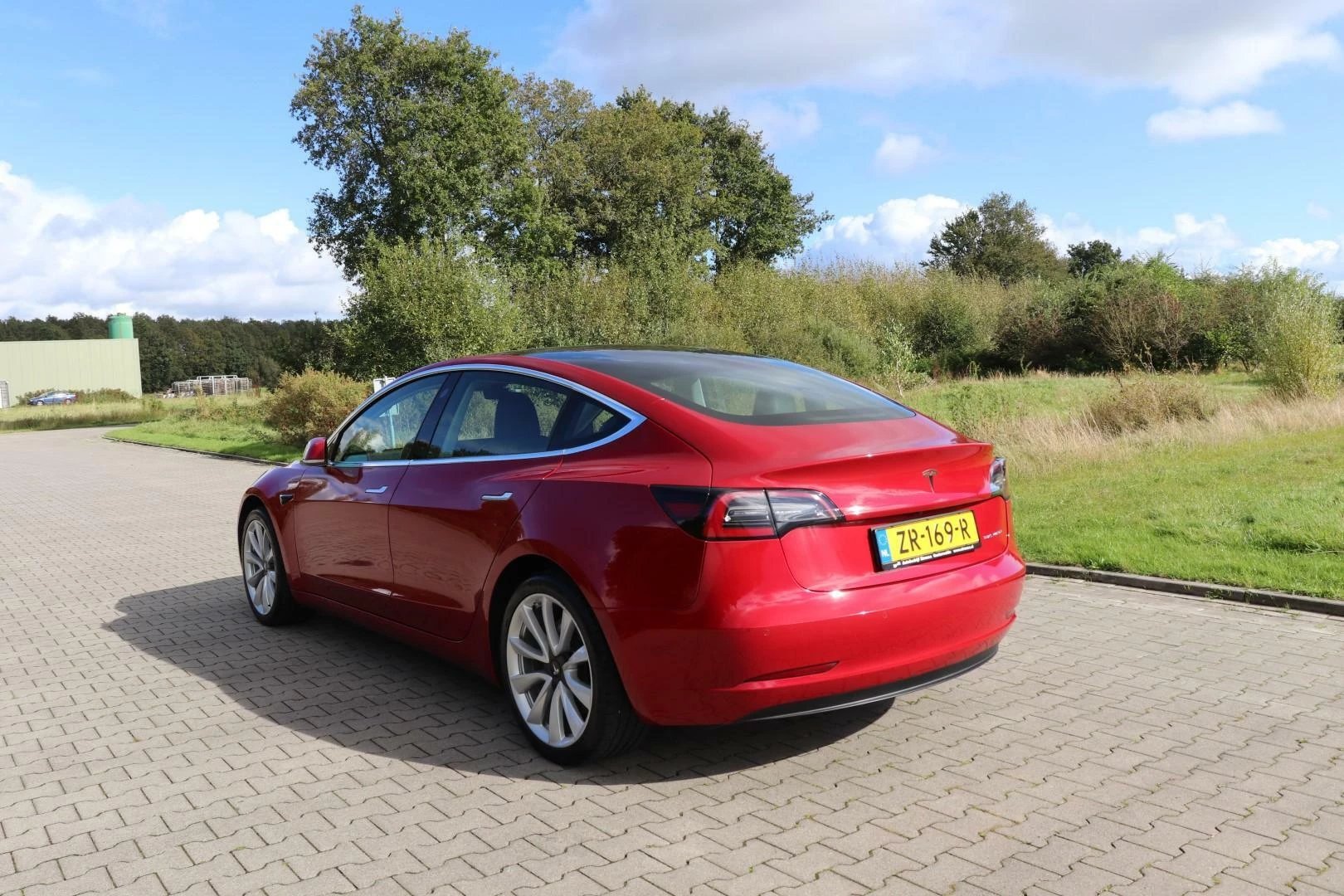 Hoofdafbeelding Tesla Model 3