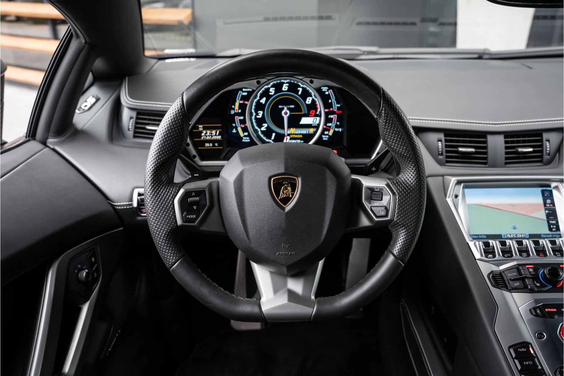 Hoofdafbeelding Lamborghini Aventador