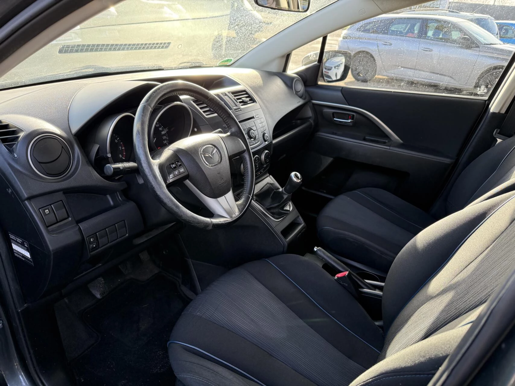 Hoofdafbeelding Mazda 5