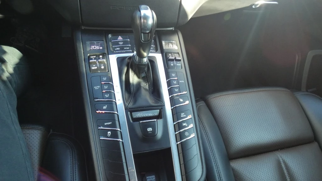 Hoofdafbeelding Porsche Macan